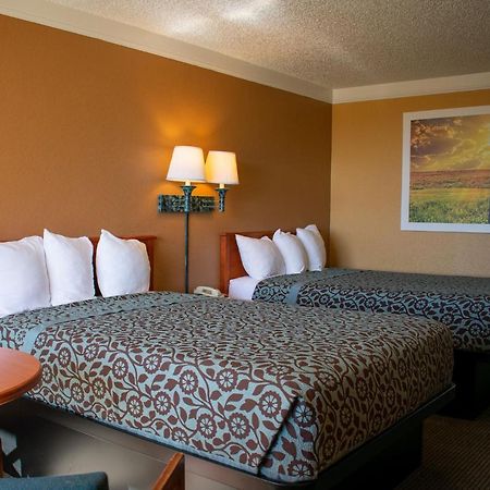 Days Inn By Wyndham Hillsboro Tx מראה חיצוני תמונה