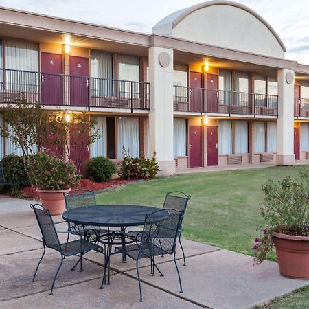 Days Inn By Wyndham Hillsboro Tx מראה חיצוני תמונה