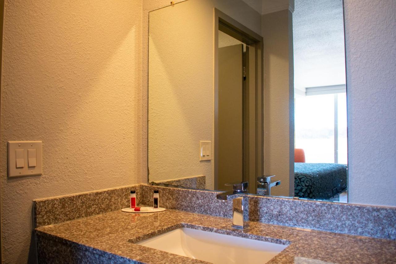 Days Inn By Wyndham Hillsboro Tx מראה חיצוני תמונה