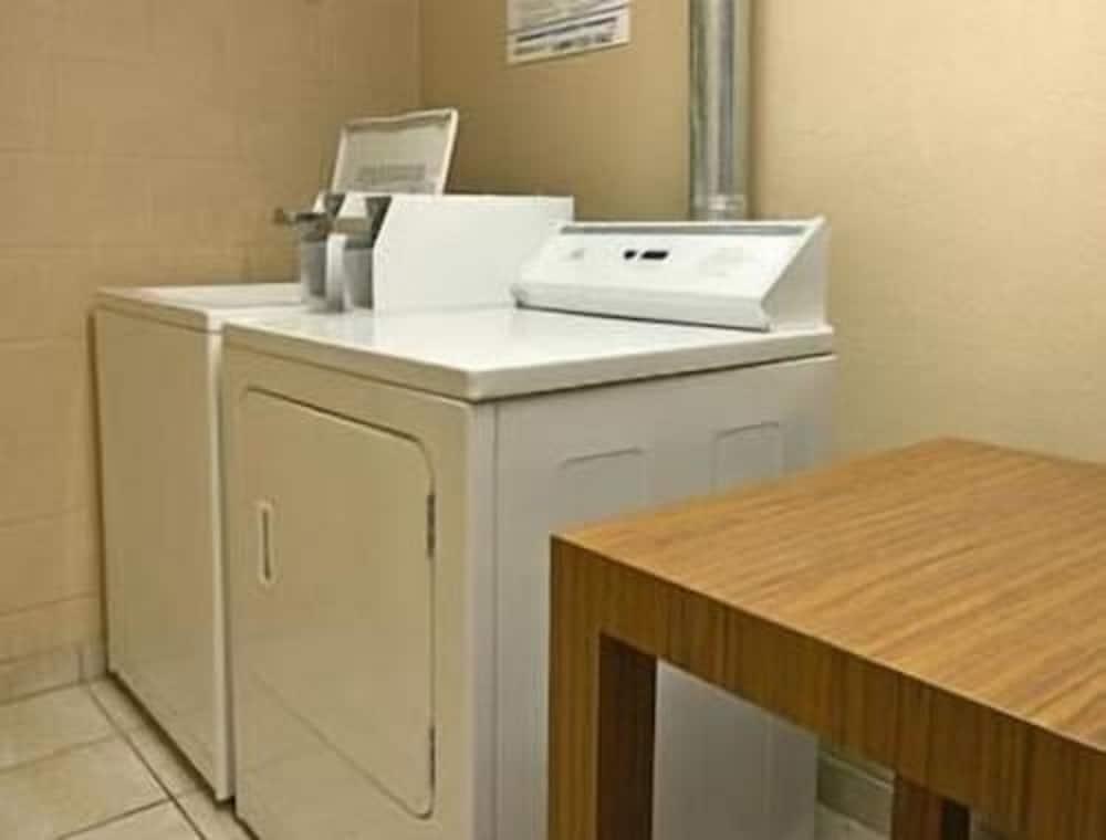 Days Inn By Wyndham Hillsboro Tx מראה חיצוני תמונה